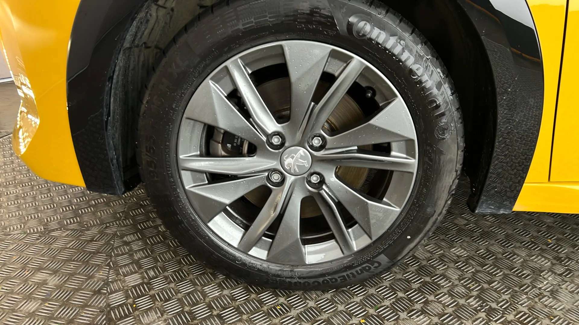 2024 PEUGEOT 208 2024 PEUGEOT 208