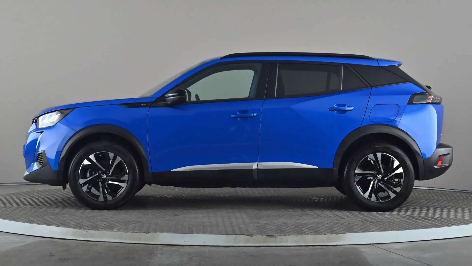 A 2023 PEUGEOT 2008 100kW Allure Premium+ 50kWh Auto A 2023 PEUGEOT 2008 100kW Allure Premium+ 50kWh Auto