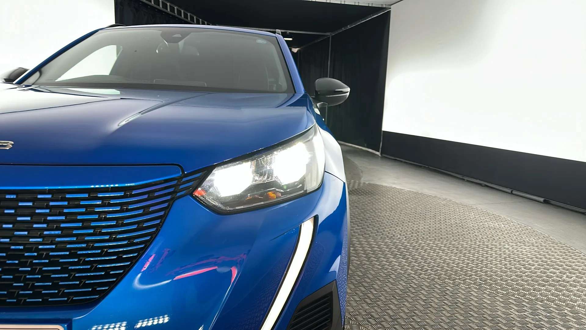 2023 PEUGEOT 2008 2023 PEUGEOT 2008