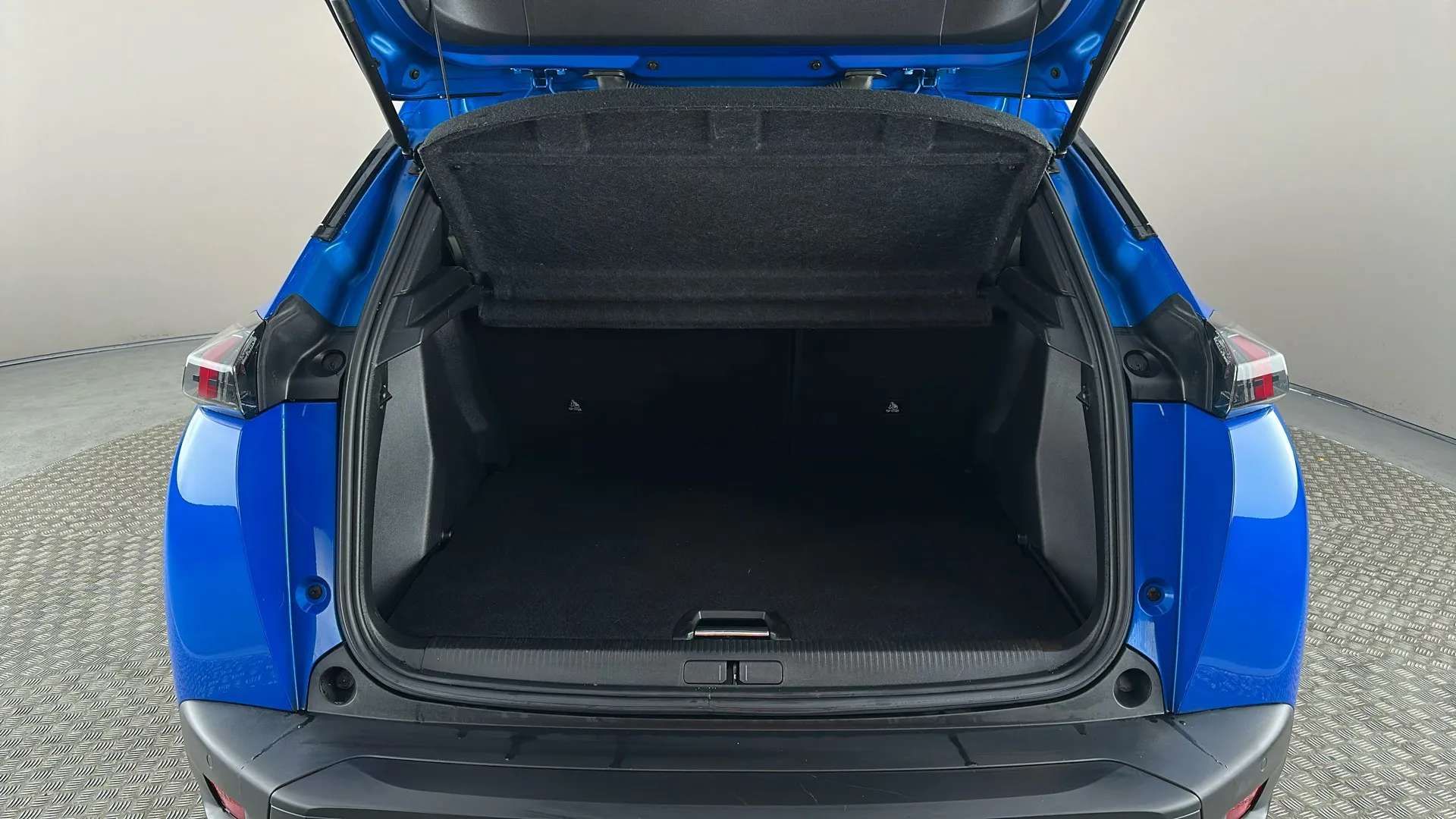 2023 PEUGEOT 2008 2023 PEUGEOT 2008