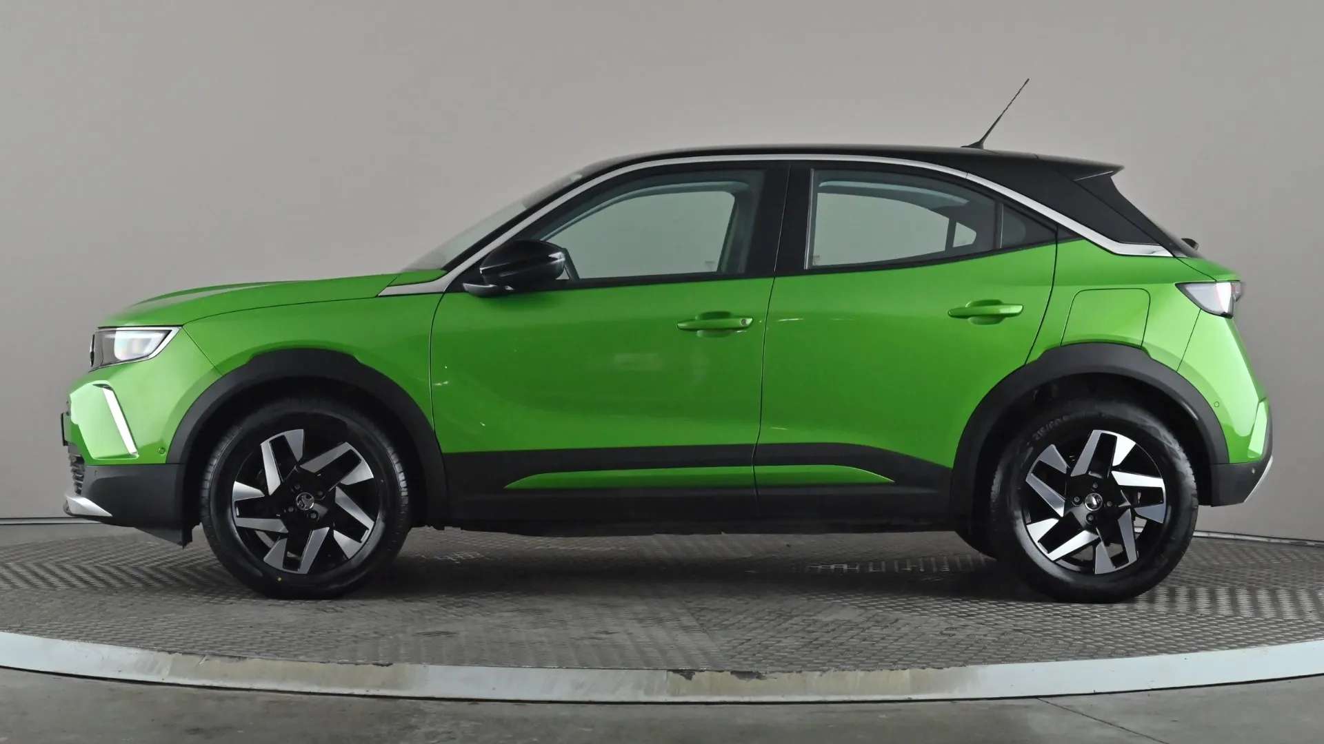A 2022 VAUXHALL MOKKA 100kW Elite Premium 50kWh Auto A 2022 VAUXHALL MOKKA 100kW Elite Premium 50kWh Auto