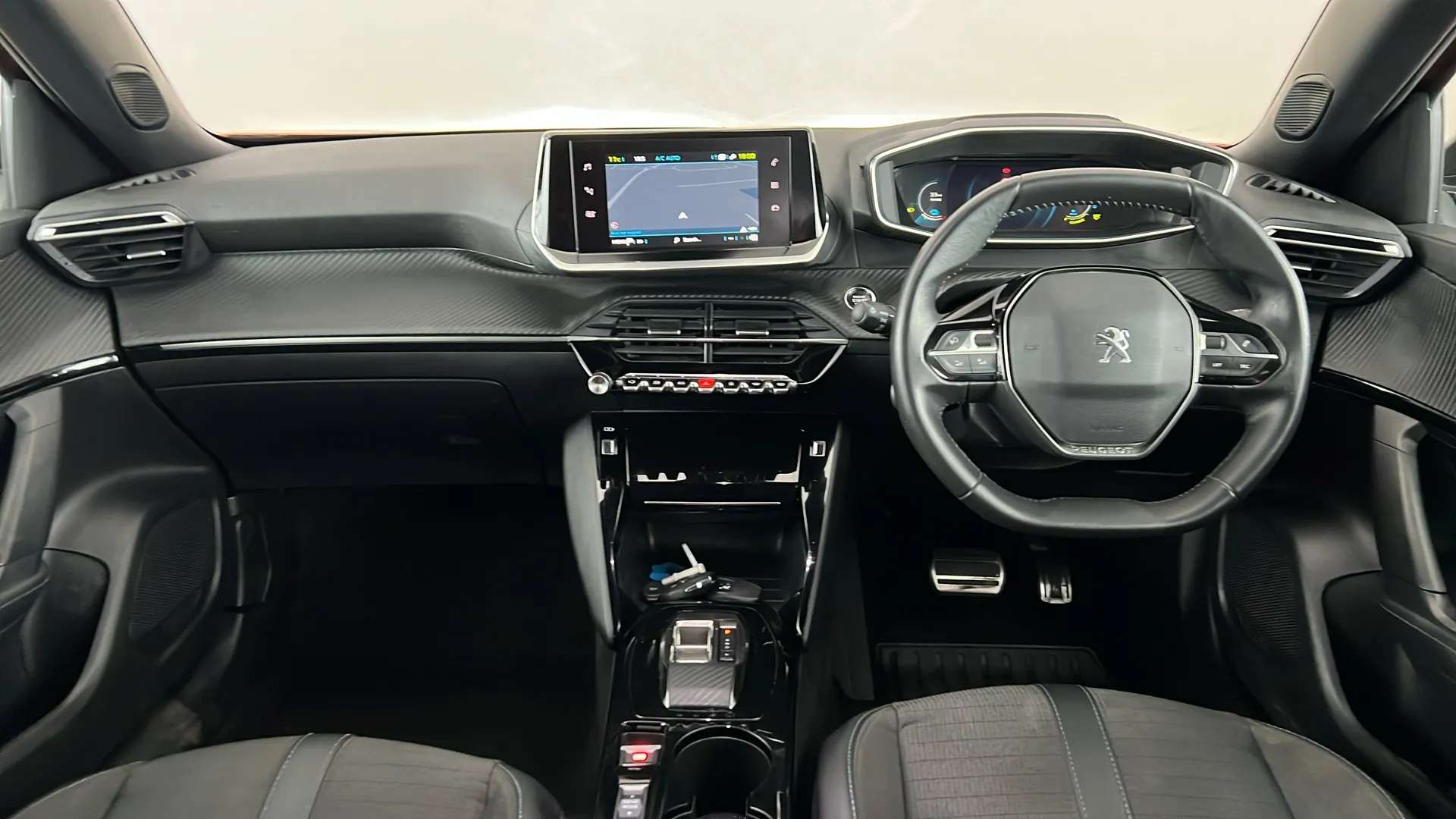 2023 PEUGEOT 2008 2023 PEUGEOT 2008