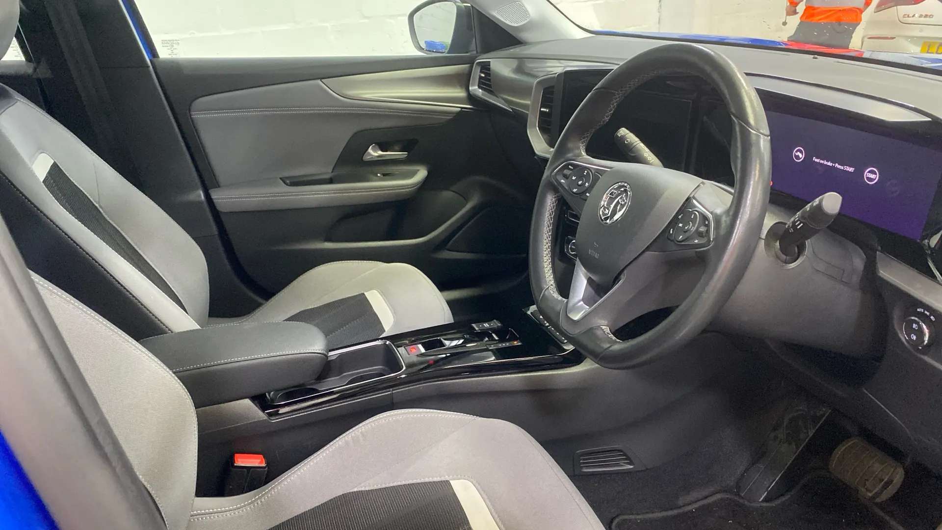 A 2022 VAUXHALL MOKKA 100kW Elite Premium 50kWh Auto A 2022 VAUXHALL MOKKA 100kW Elite Premium 50kWh Auto