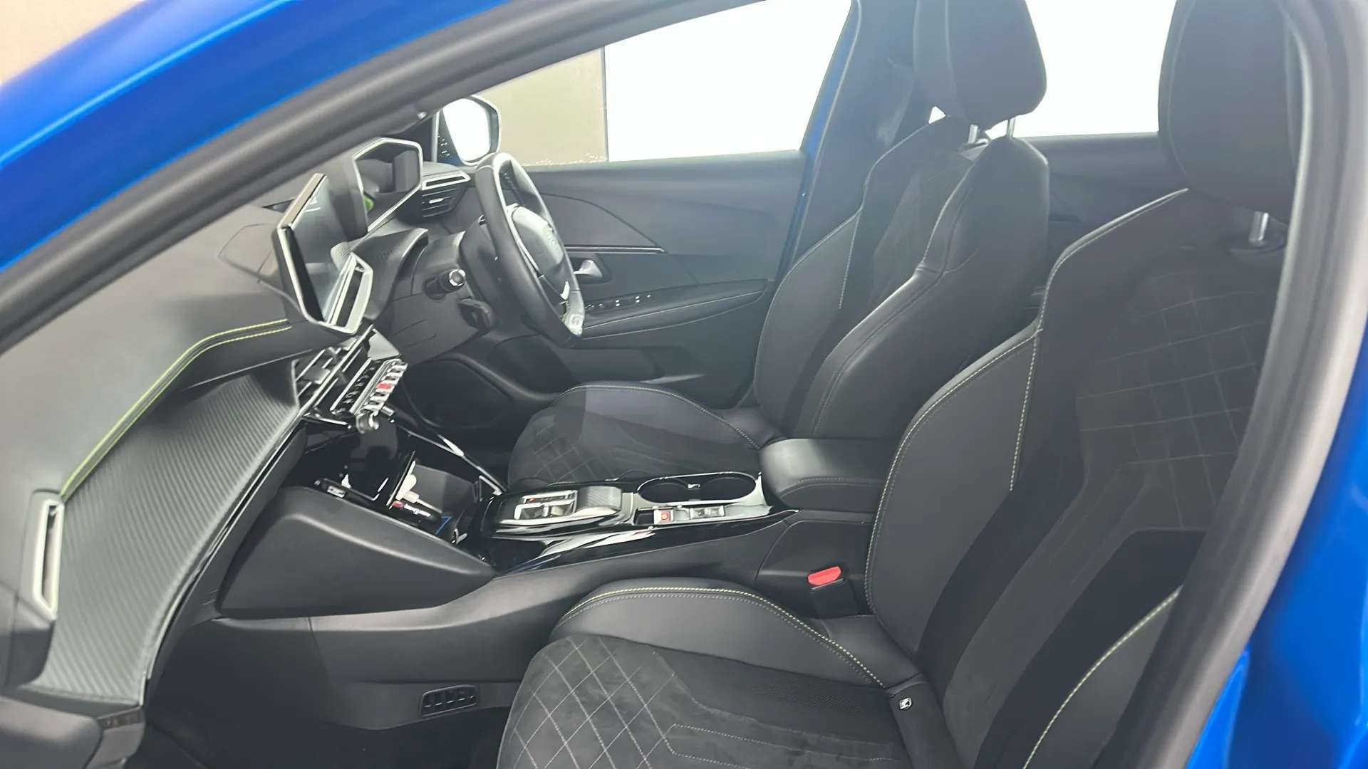 2022 PEUGEOT 208 2022 PEUGEOT 208