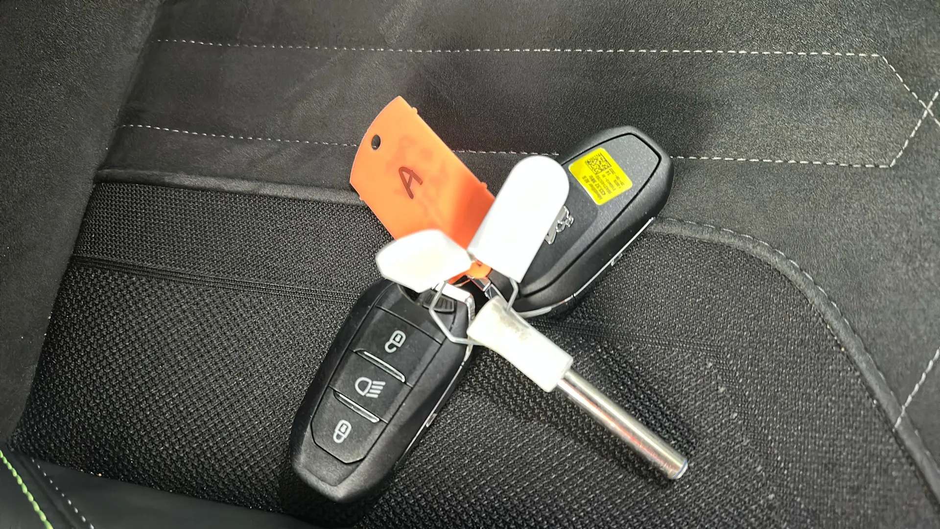 2022 PEUGEOT 208 2022 PEUGEOT 208