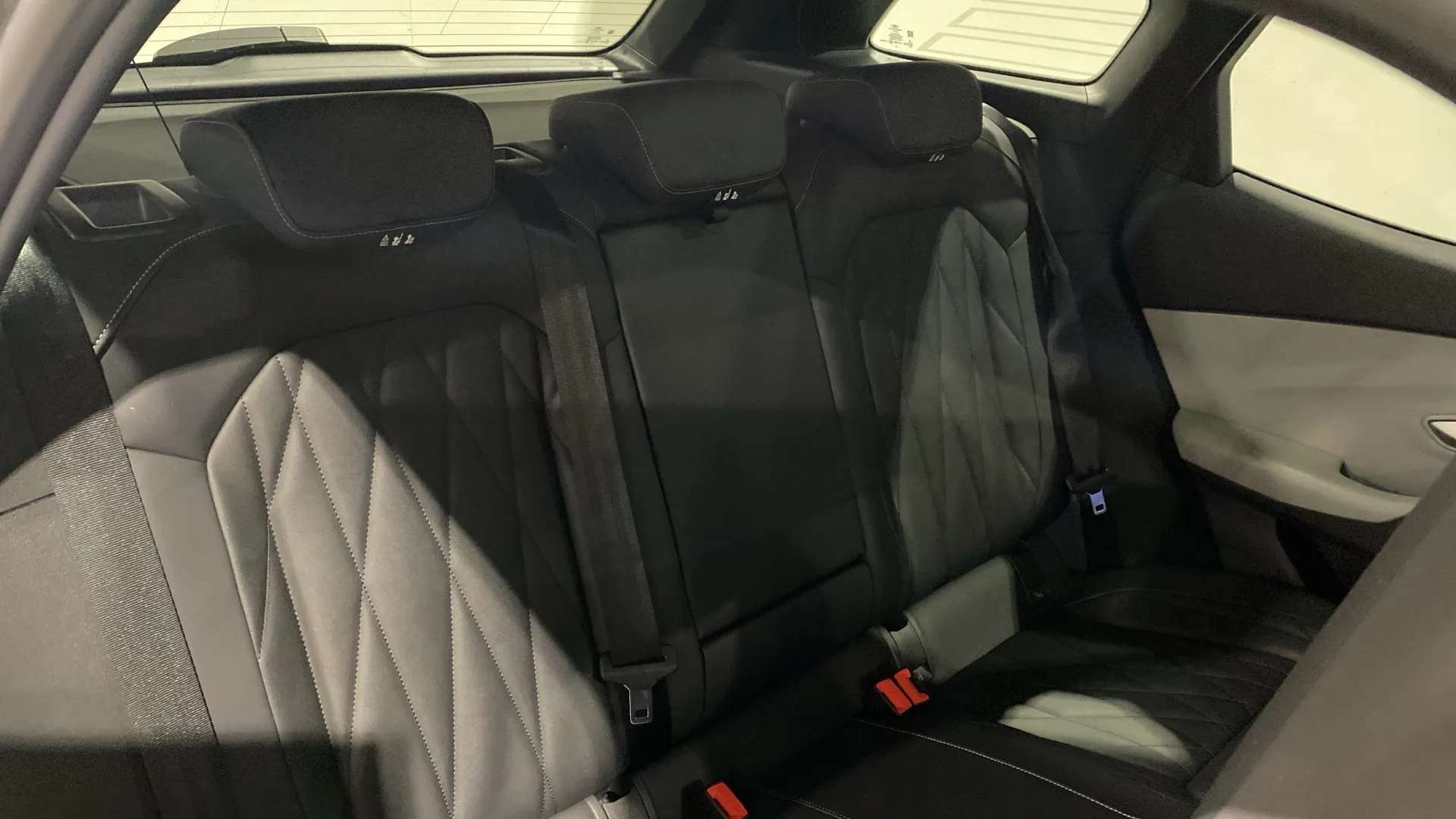 A 2025 FORD EXPLORER 210kW Premium 77kWh Auto A 2025 FORD EXPLORER 210kW Premium 77kWh Auto