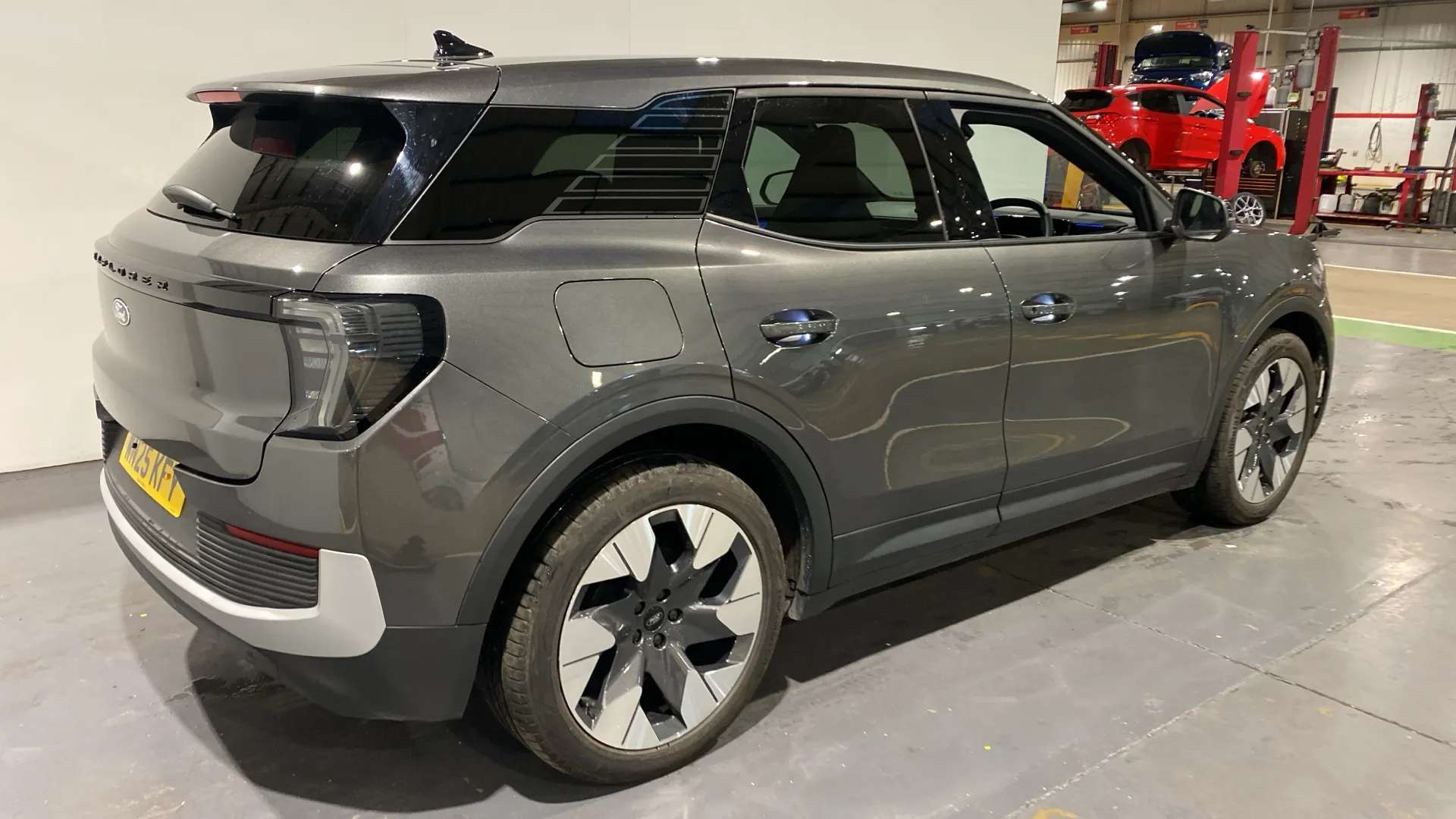 A 2025 FORD EXPLORER 210kW Premium 77kWh Auto A 2025 FORD EXPLORER 210kW Premium 77kWh Auto