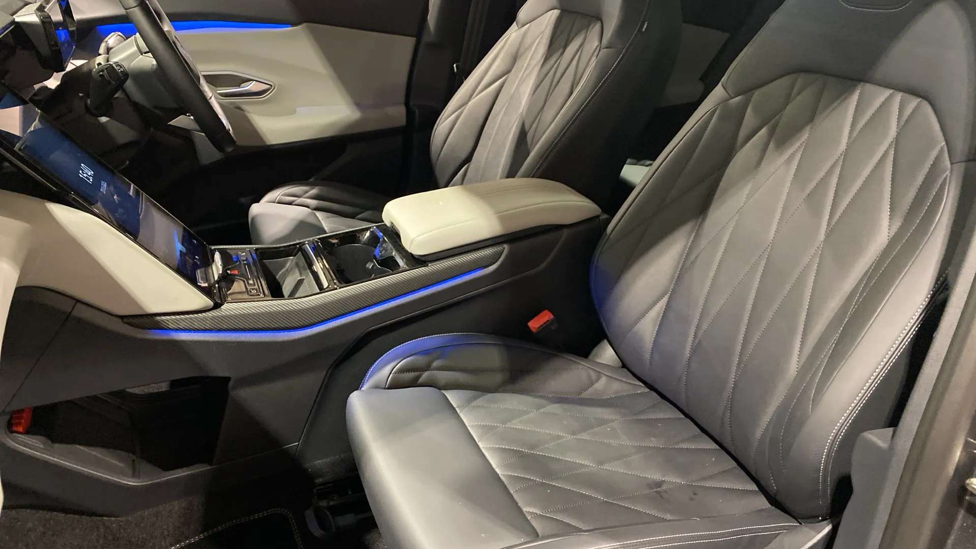 2025 FORD EXPLORER 2025 FORD EXPLORER