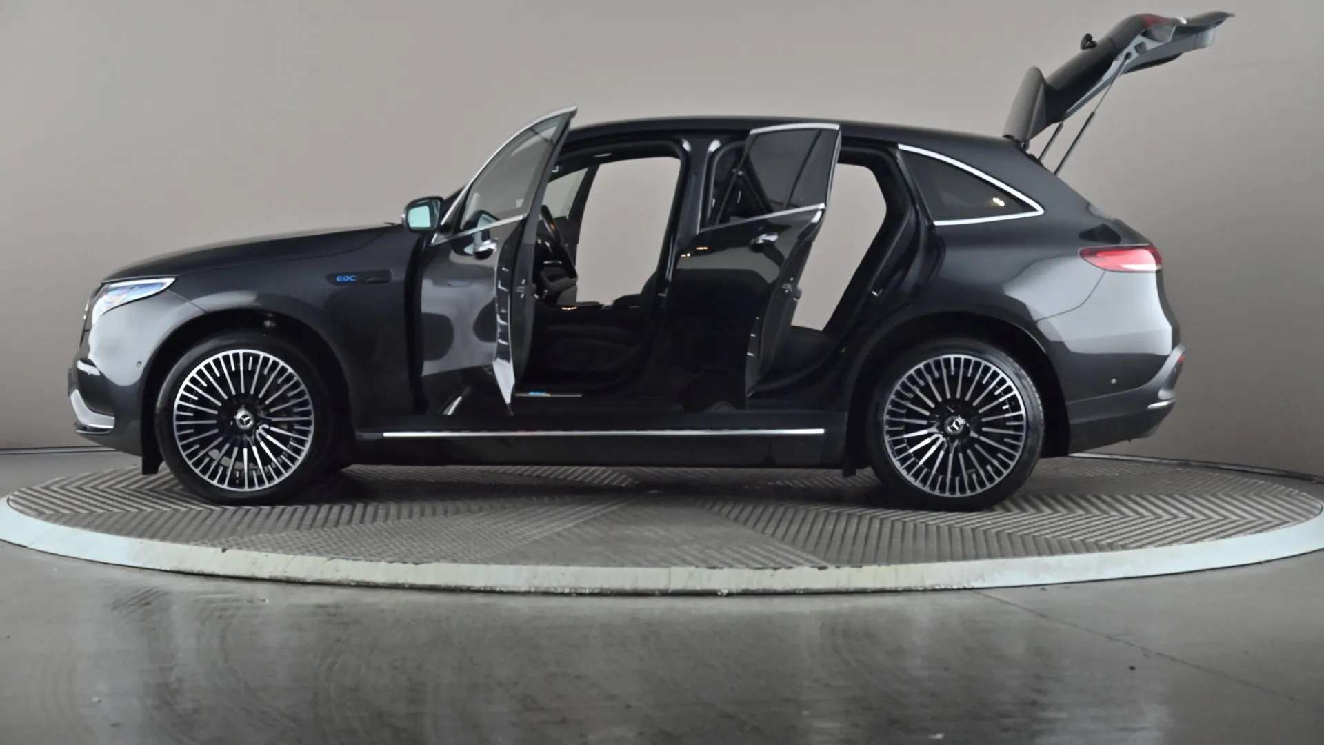 2021 MERCEDES-BENZ EQC 2021 MERCEDES-BENZ EQC