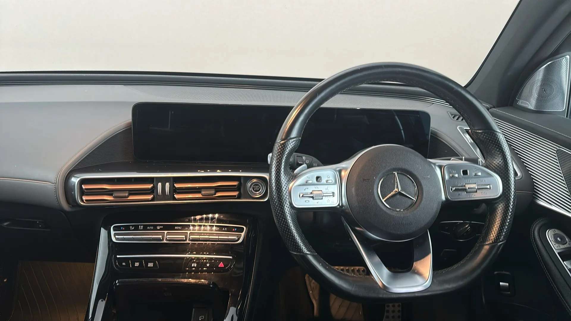 2021 MERCEDES-BENZ EQC 2021 MERCEDES-BENZ EQC