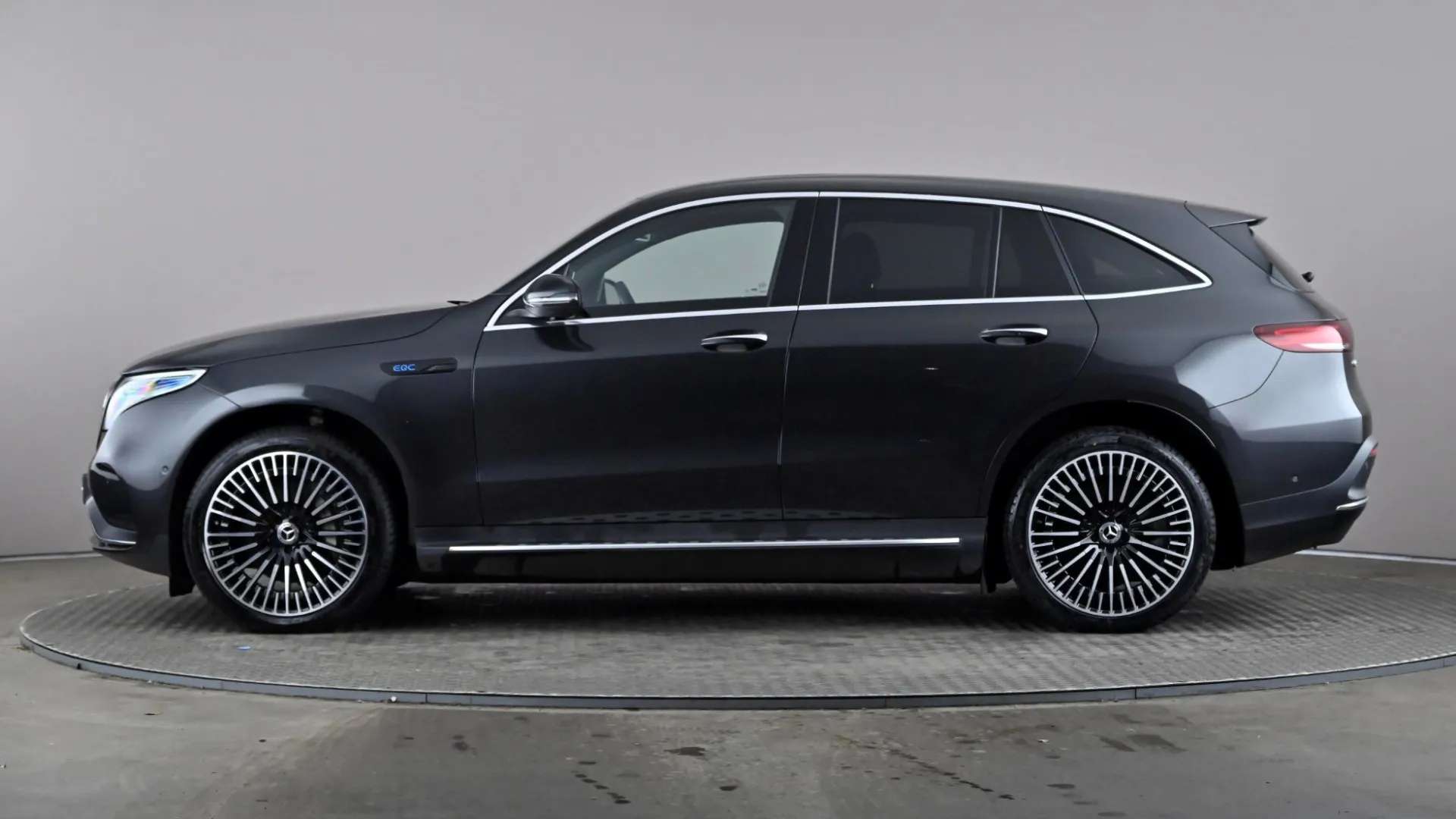 A 2022 MERCEDES-BENZ EQC EQC 400 300kW AMG Line Premium 80kWh Auto A 2022 MERCEDES-BENZ EQC EQC 400 300kW AMG Line Premium 80kWh Auto