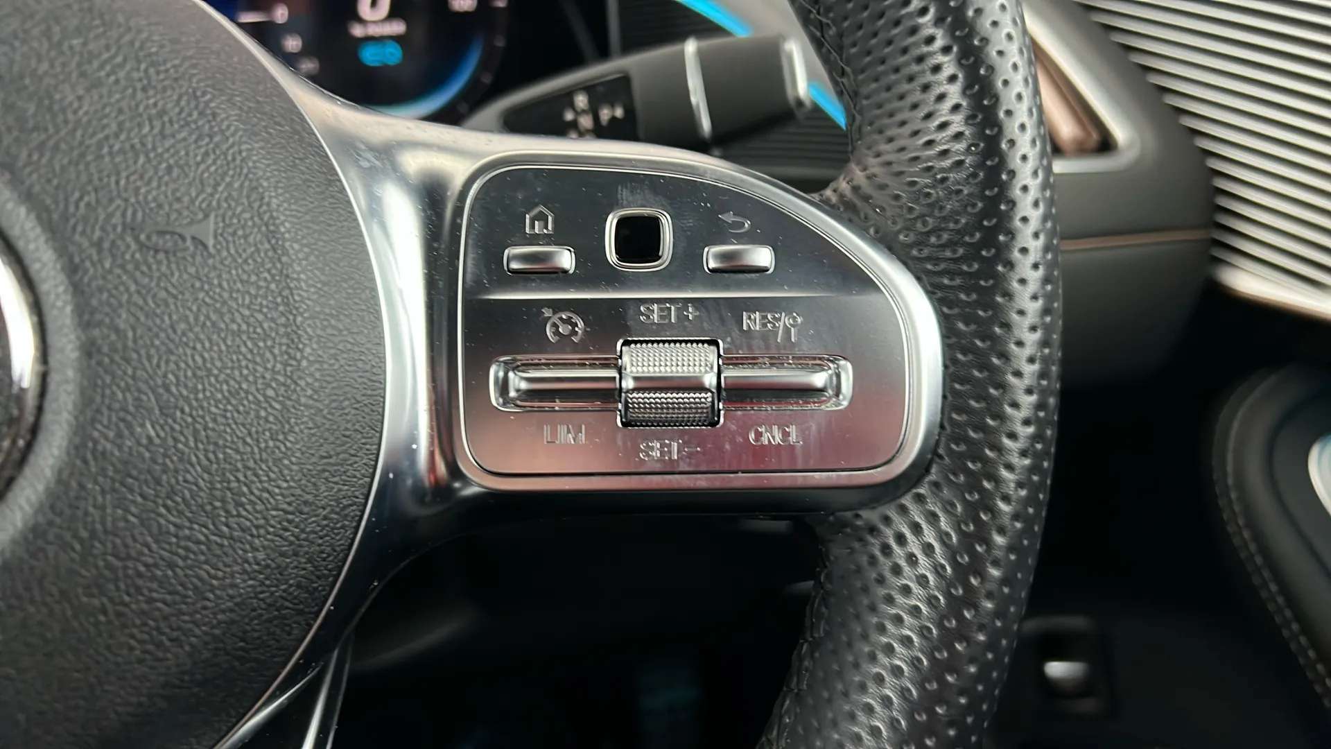 2022 MERCEDES-BENZ EQC 2022 MERCEDES-BENZ EQC