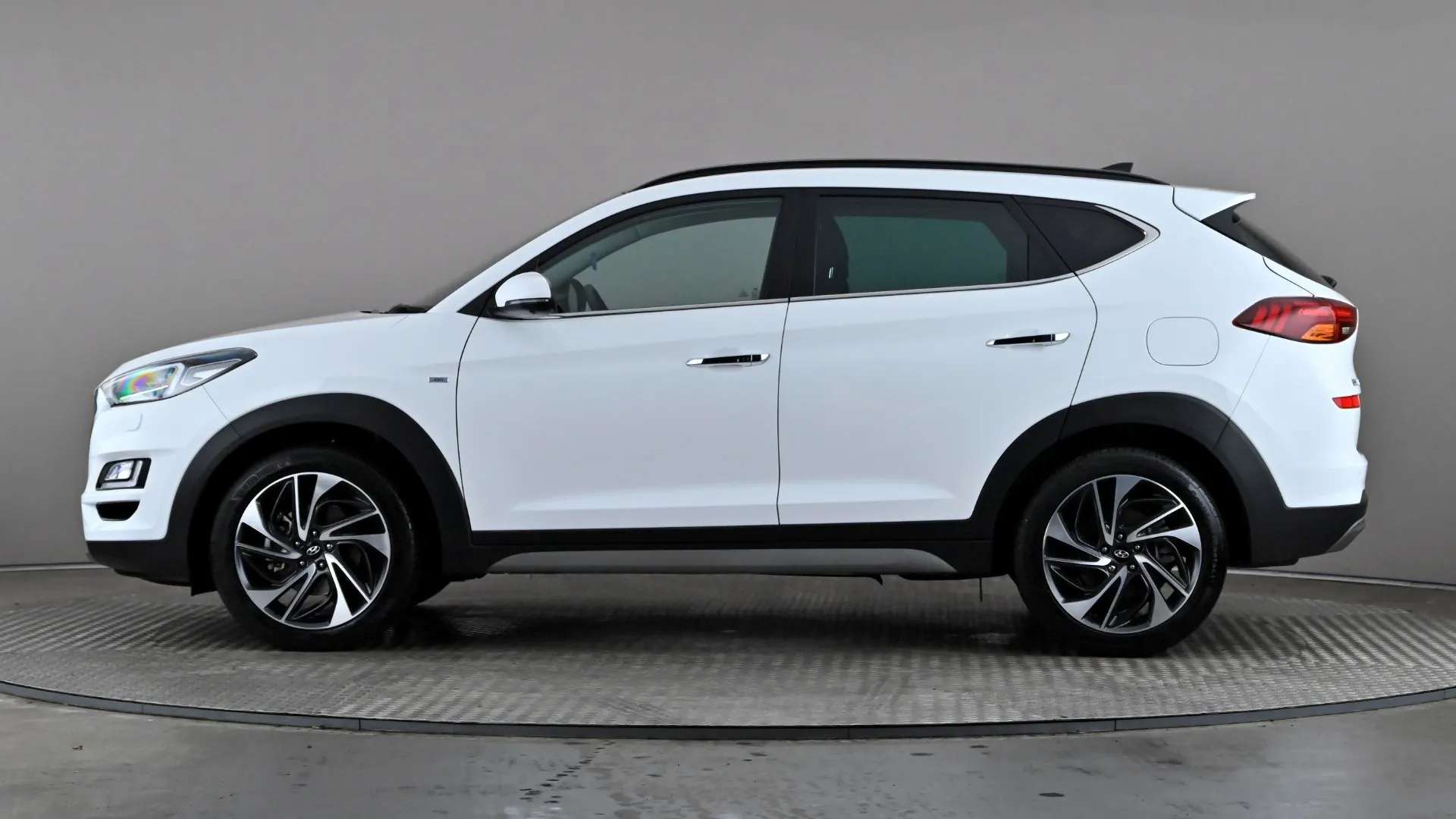 A 2020 HYUNDAI TUCSON 2.0 CRDi 48V MHD Premium SE 4WD DCT A 2020 HYUNDAI TUCSON 2.0 CRDi 48V MHD Premium SE 4WD DCT