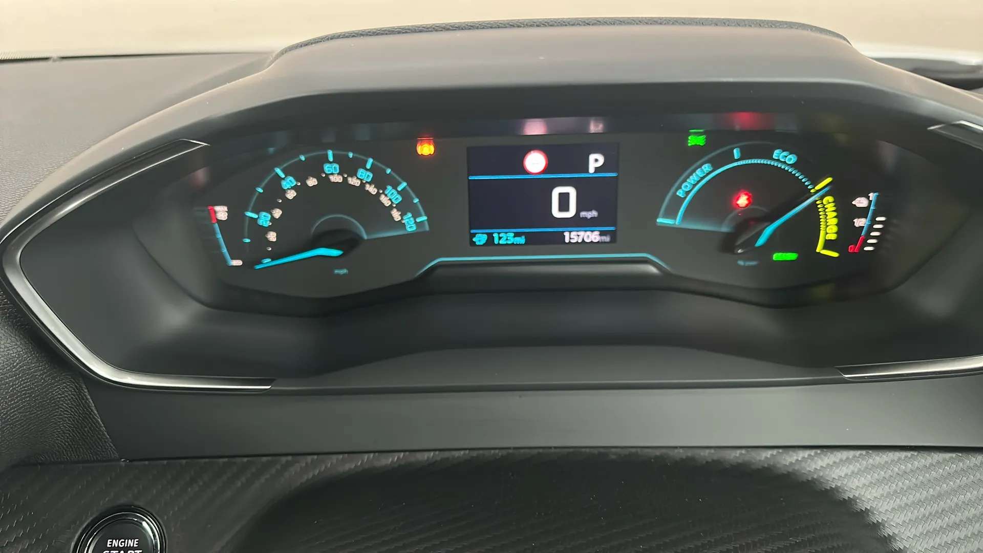 2024 PEUGEOT 2008 2024 PEUGEOT 2008