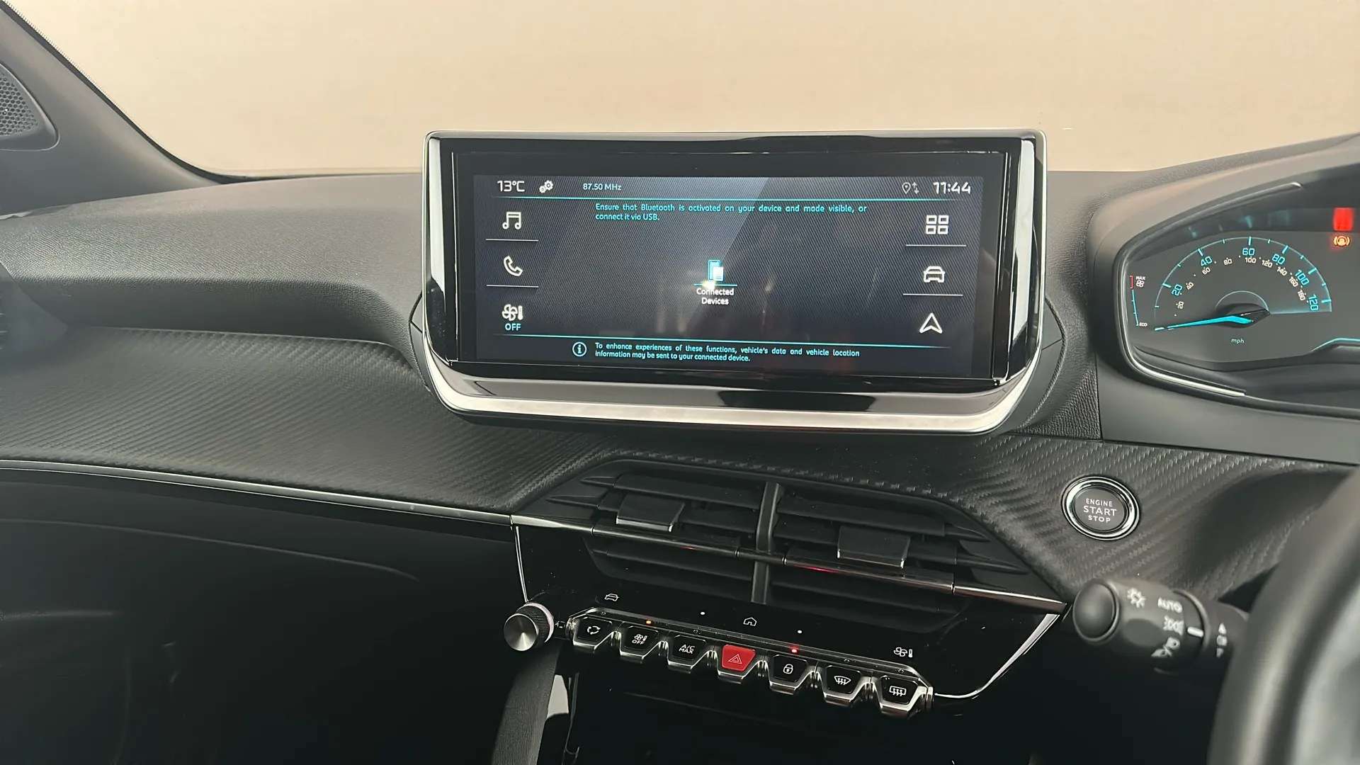 2024 PEUGEOT 2008 2024 PEUGEOT 2008