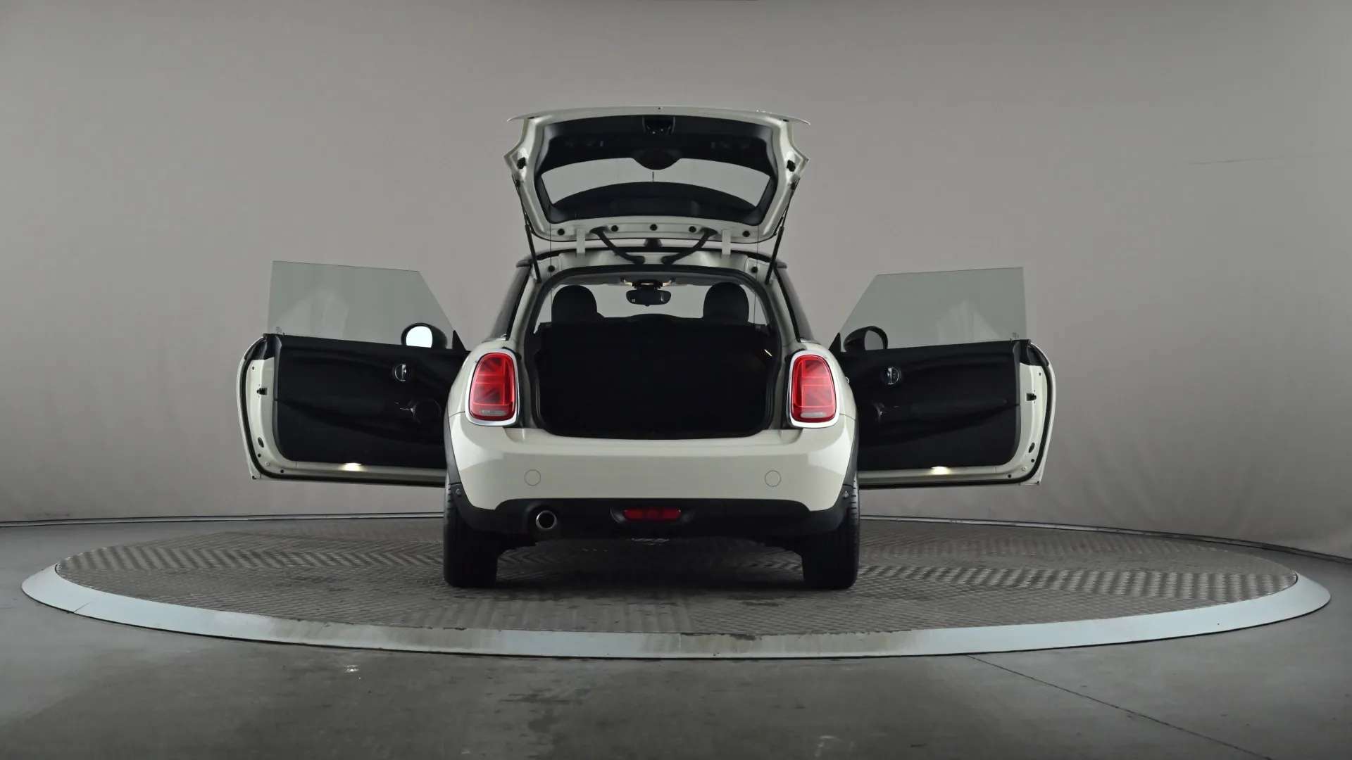 2018 MINI HATCH 2018 MINI HATCH