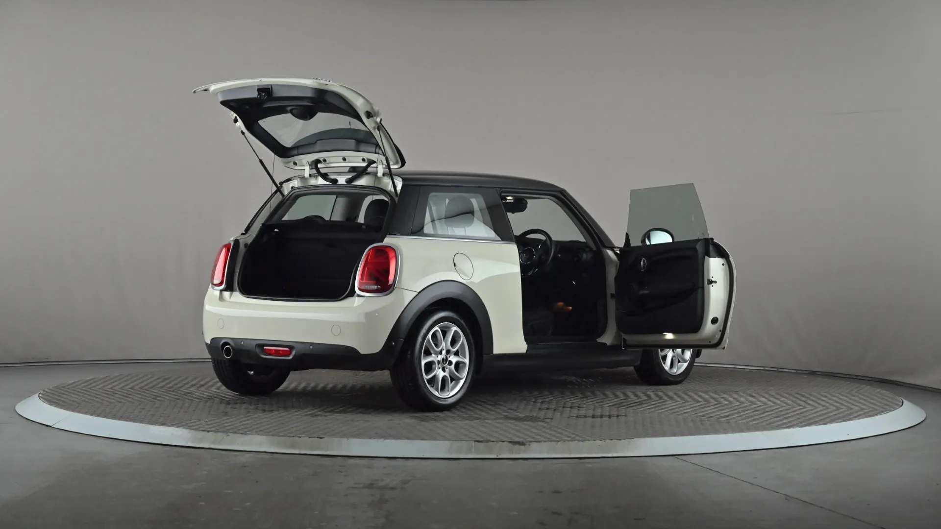 2018 MINI HATCH 2018 MINI HATCH