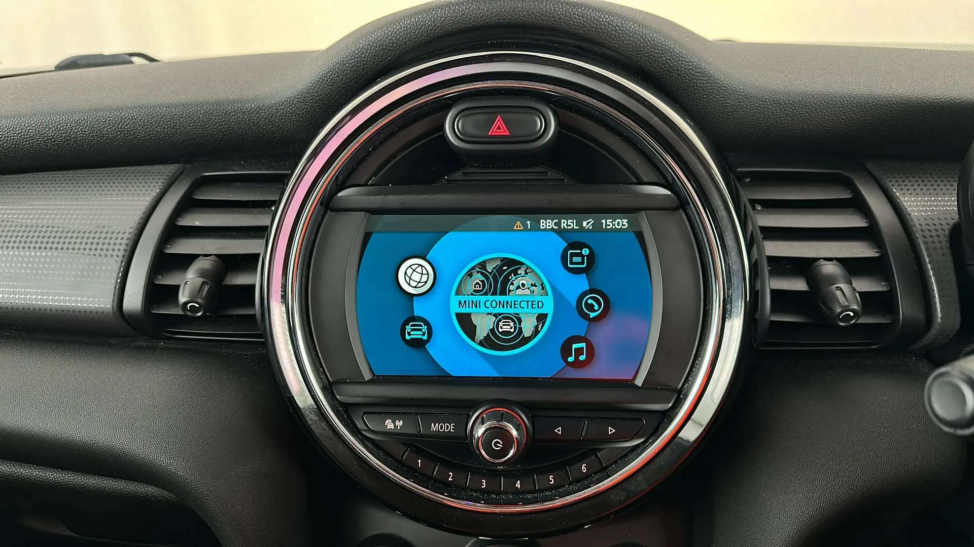 2018 MINI HATCH 2018 MINI HATCH