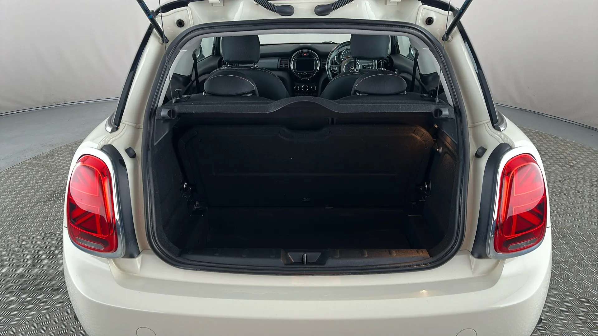 2018 MINI HATCH 2018 MINI HATCH