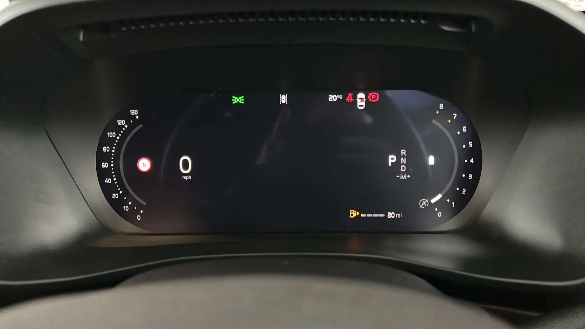 2025 VOLVO XC40 2025 VOLVO XC40