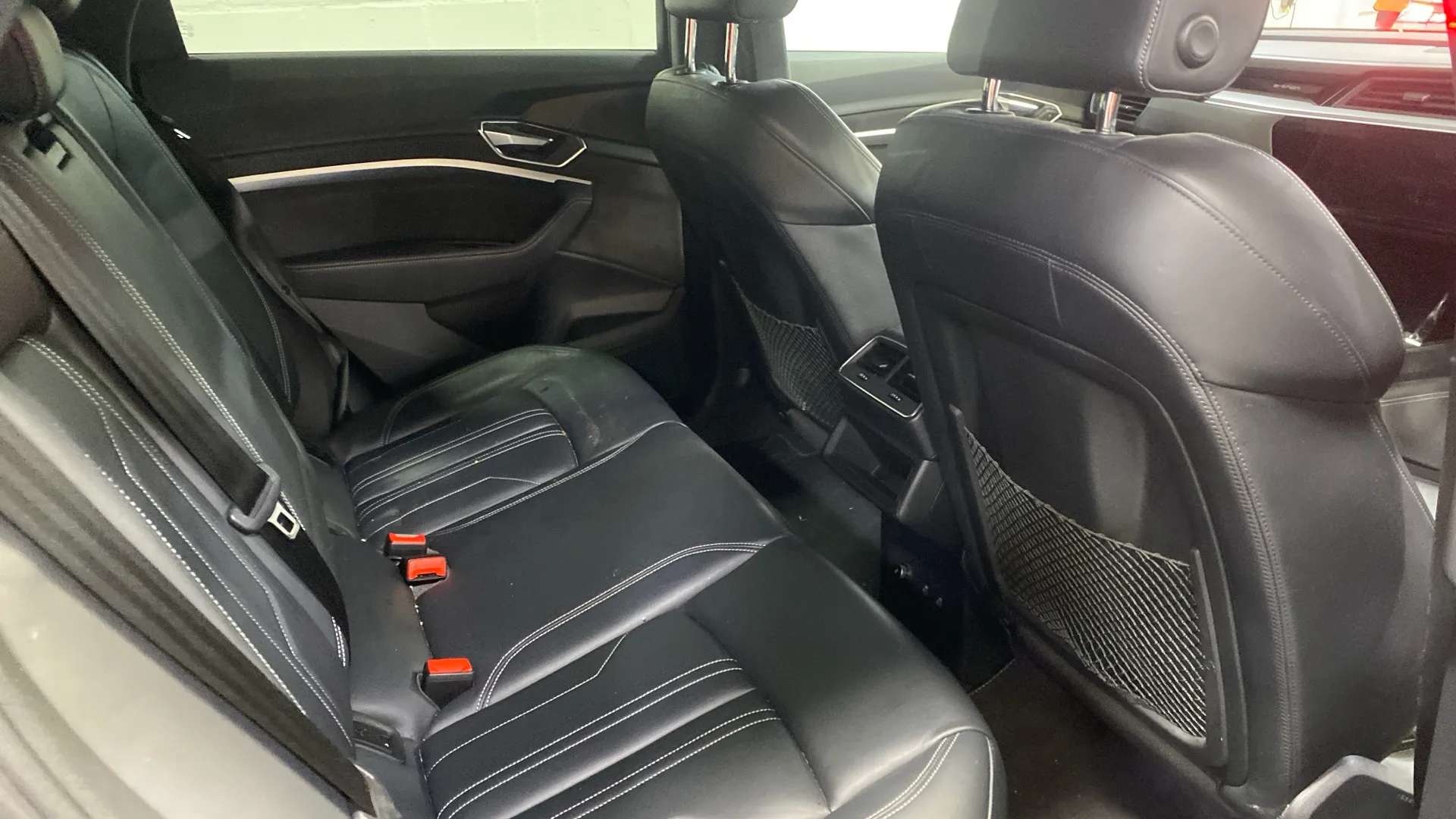 2021 AUDI E-TRON 2021 AUDI E-TRON