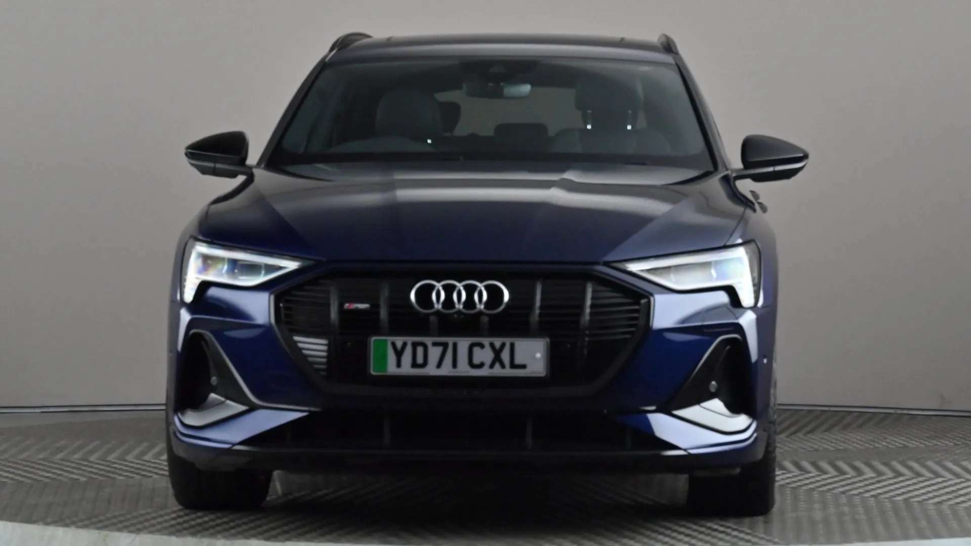 A 2021 AUDI E-TRON 300kW 55 Quattro 95kWh Black Edition Auto A 2021 AUDI E-TRON 300kW 55 Quattro 95kWh Black Edition Auto