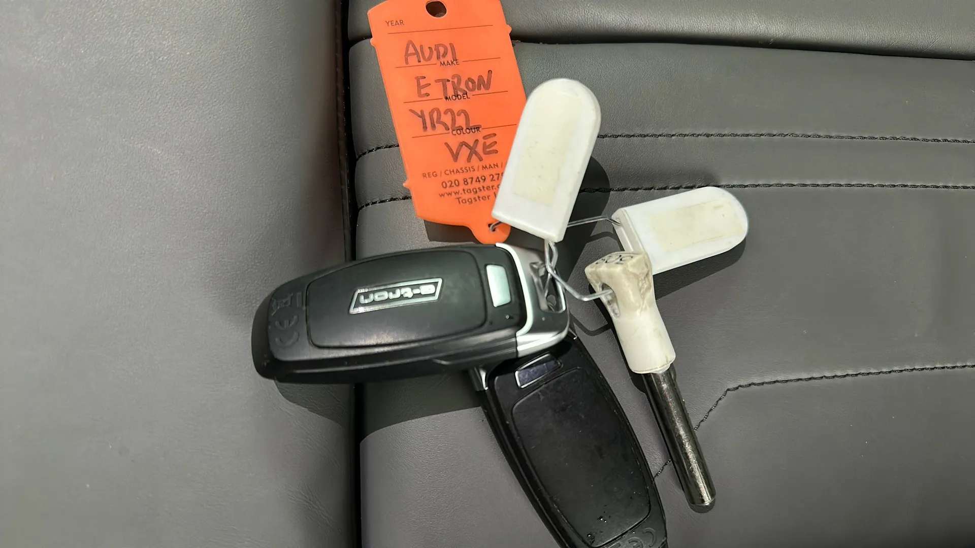 2022 AUDI E-TRON 2022 AUDI E-TRON