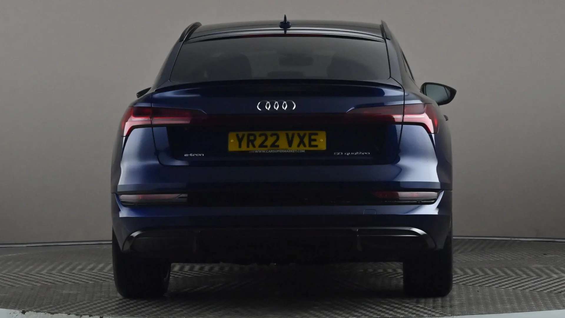 2022 AUDI E-TRON 2022 AUDI E-TRON