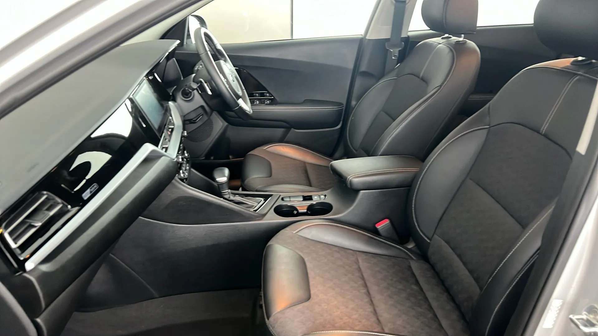 2021 KIA NIRO 2021 KIA NIRO