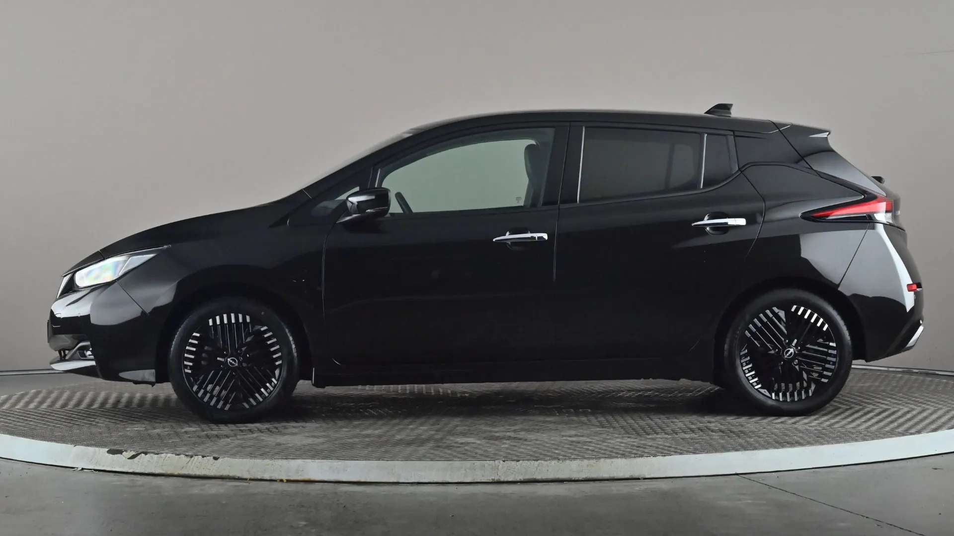 A 2022 NISSAN LEAF 110kW Tekna 39kWh Auto A 2022 NISSAN LEAF 110kW Tekna 39kWh Auto