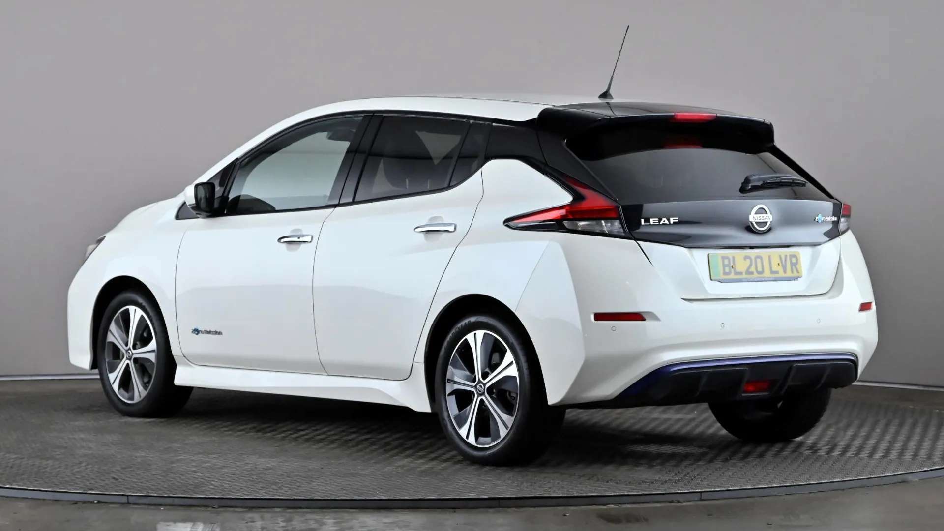 A 2020 NISSAN LEAF 110kW Tekna 40kWh Auto A 2020 NISSAN LEAF 110kW Tekna 40kWh Auto