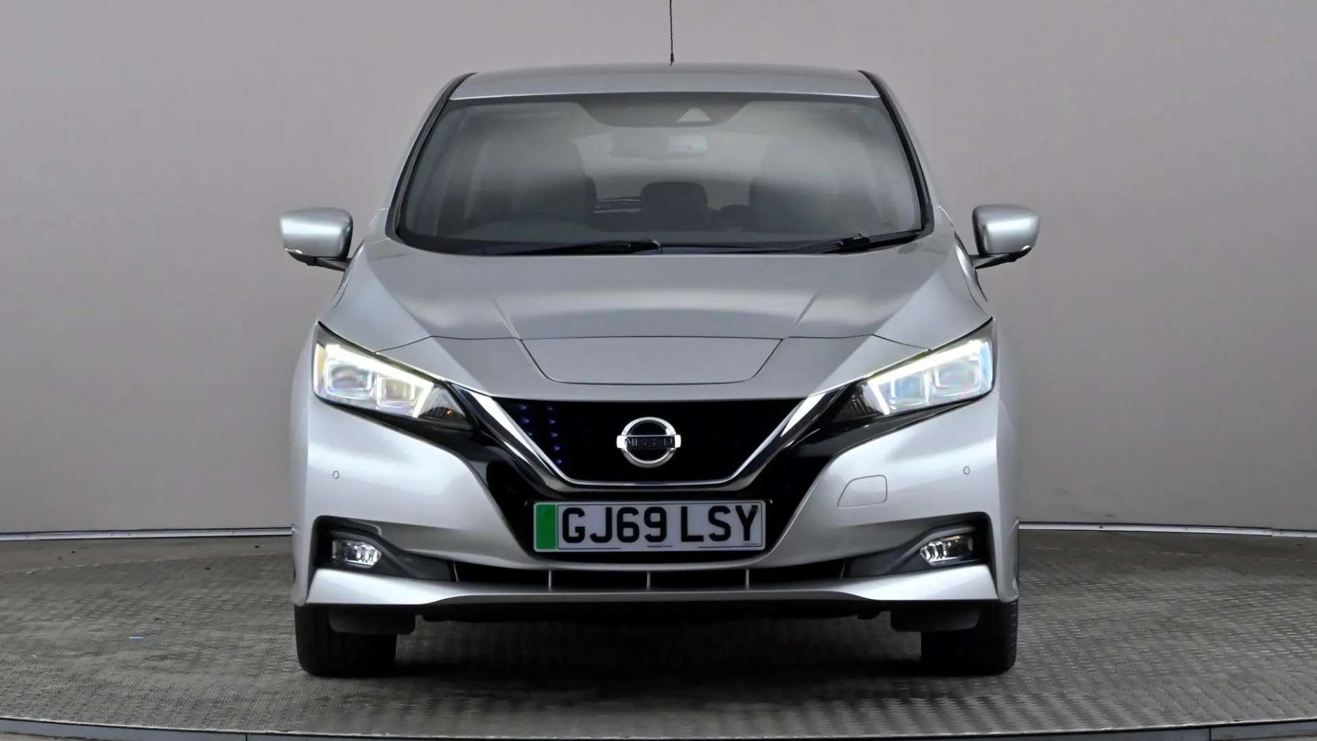 A 2019 NISSAN LEAF 110kW Tekna 40kWh Auto A 2019 NISSAN LEAF 110kW Tekna 40kWh Auto