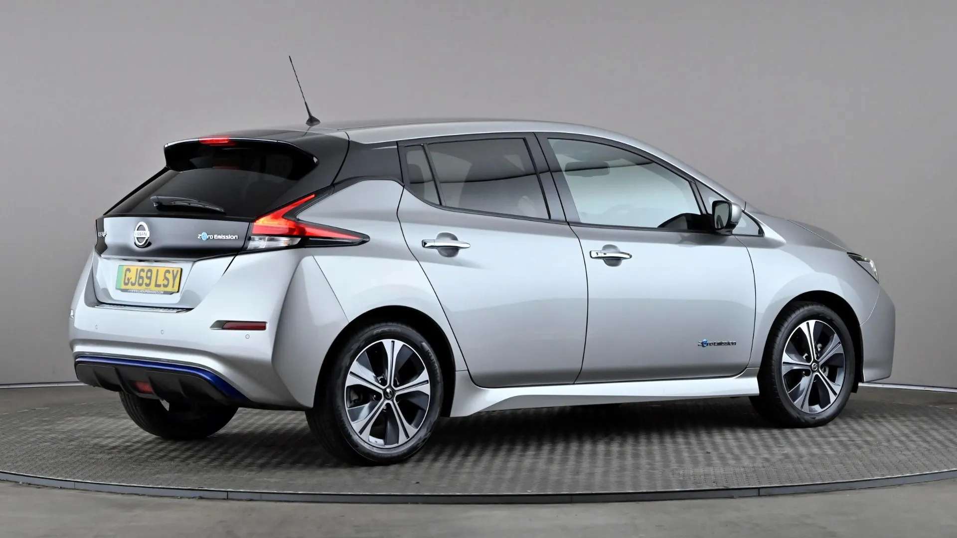 2019 NISSAN LEAF 2019 NISSAN LEAF