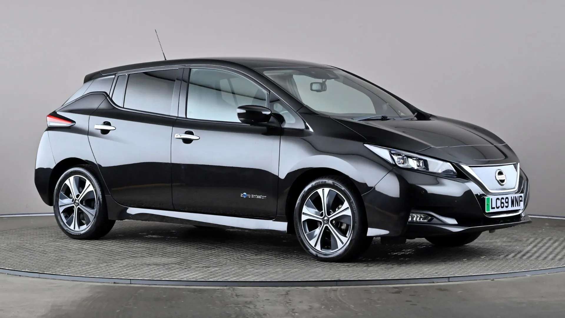 A 2019 NISSAN LEAF 110kW Tekna 40kWh Auto A 2019 NISSAN LEAF 110kW Tekna 40kWh Auto