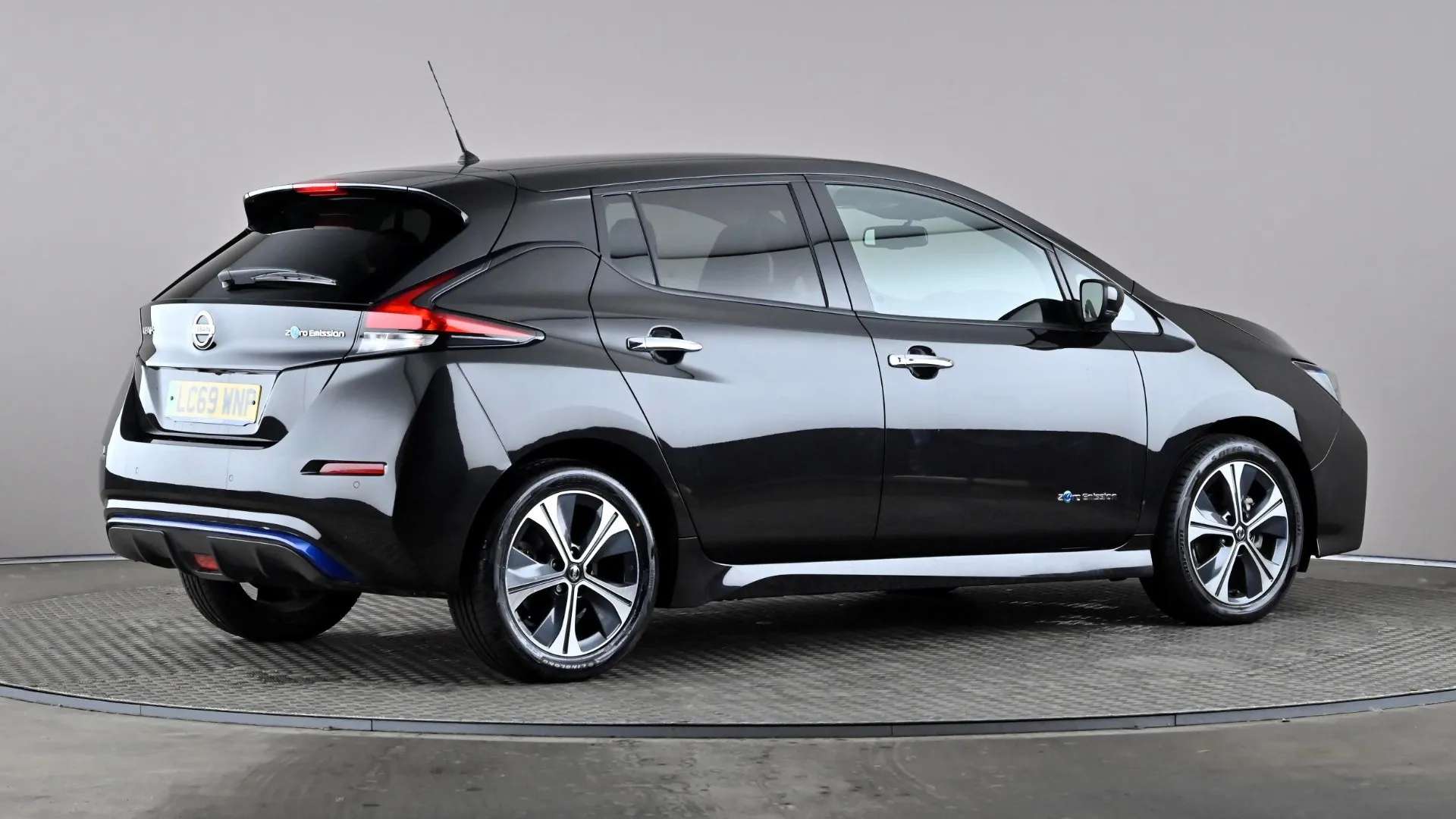 2019 NISSAN LEAF 2019 NISSAN LEAF