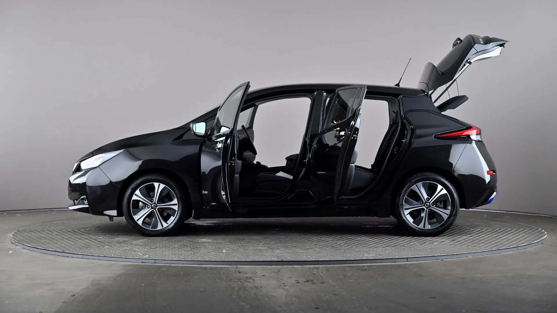 2019 NISSAN LEAF 2019 NISSAN LEAF