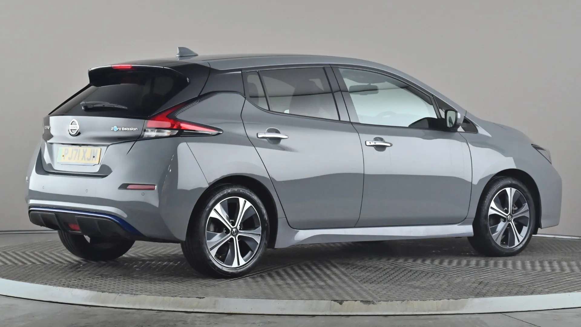 2021 NISSAN LEAF 2021 NISSAN LEAF