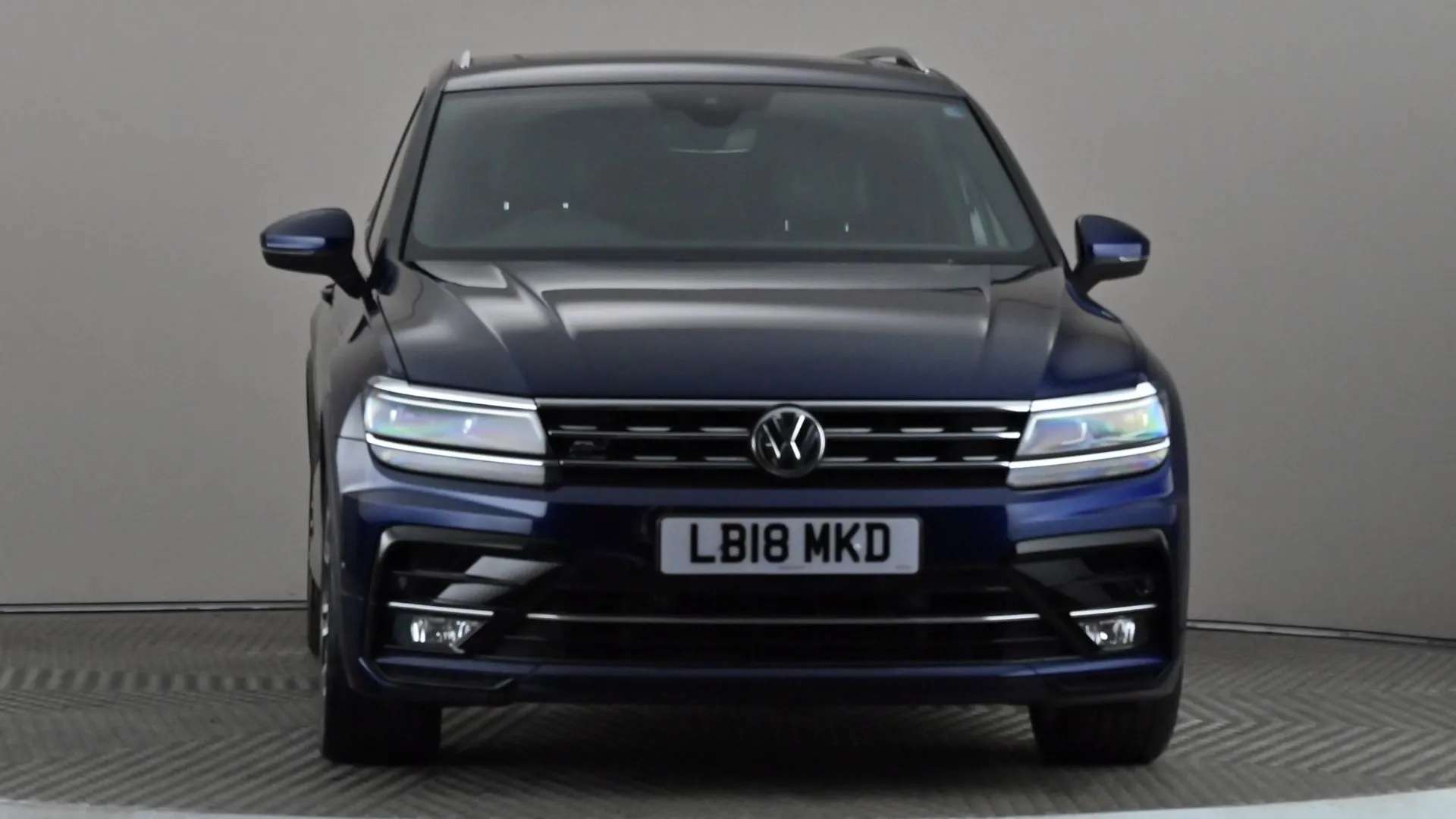 A 2018 VOLKSWAGEN TIGUAN 2.0 TSi 180 4Motion R-Line DSG A 2018 VOLKSWAGEN TIGUAN 2.0 TSi 180 4Motion R-Line DSG