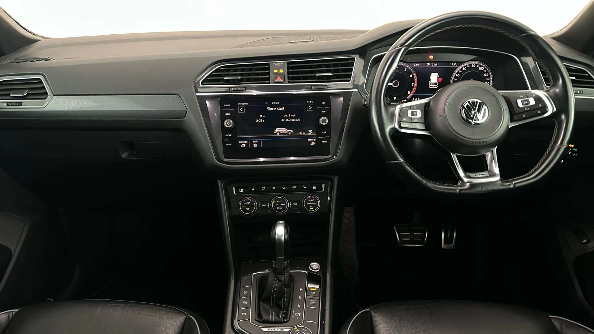 2018 VOLKSWAGEN TIGUAN 2018 VOLKSWAGEN TIGUAN