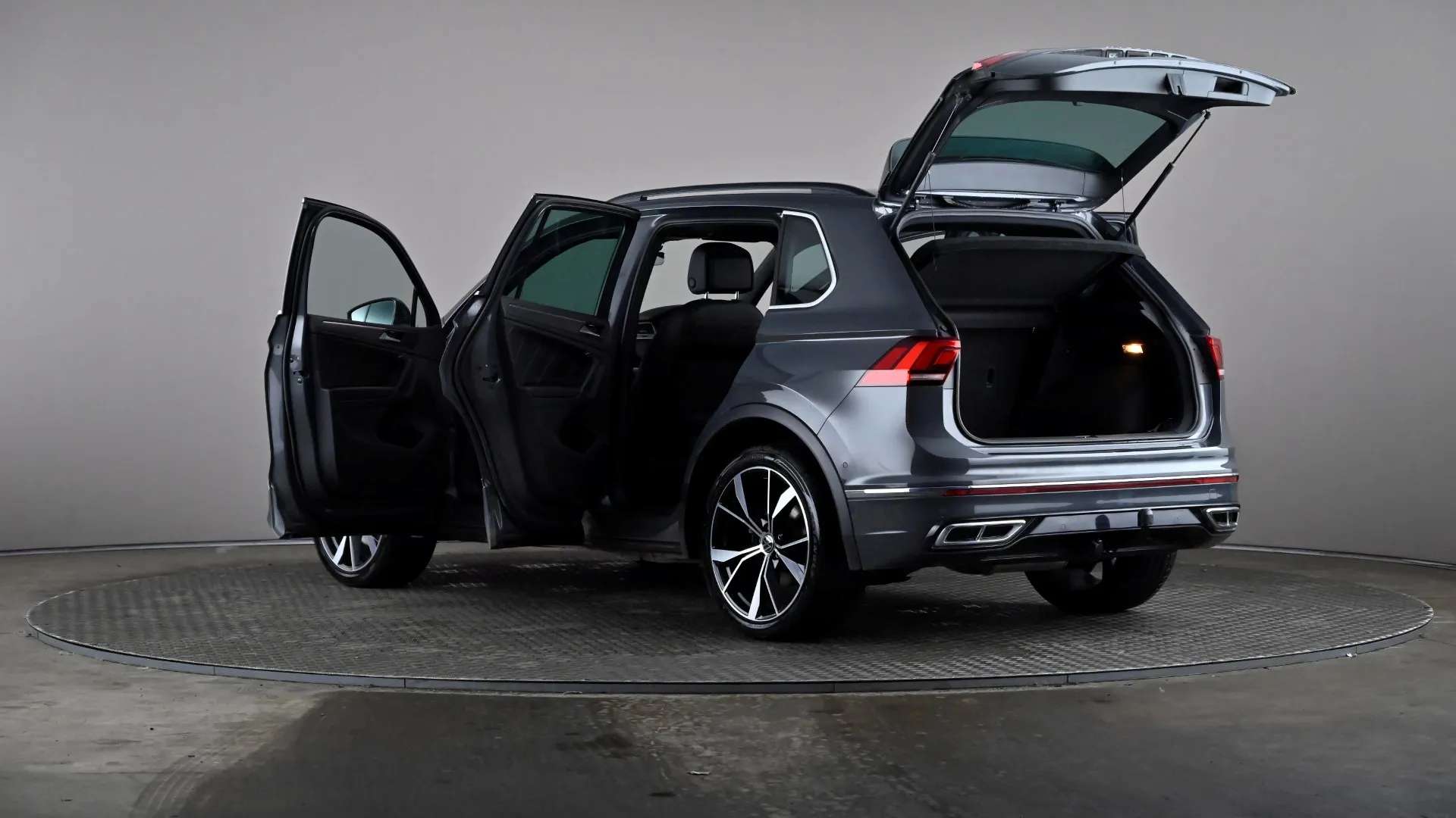 2021 VOLKSWAGEN TIGUAN 2021 VOLKSWAGEN TIGUAN