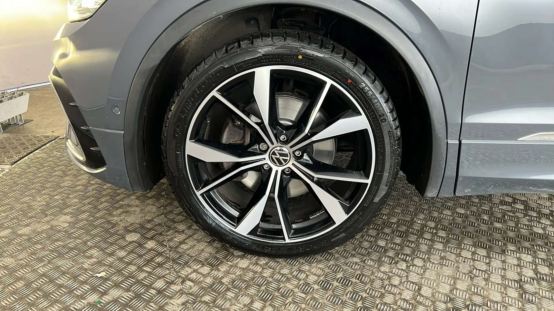 2021 VOLKSWAGEN TIGUAN 2021 VOLKSWAGEN TIGUAN