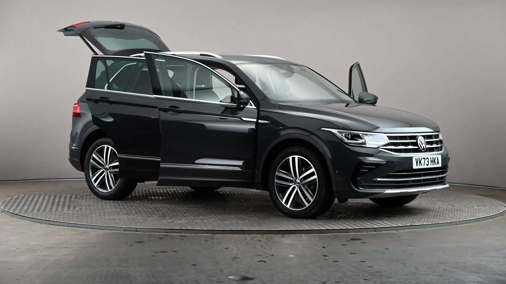 2023 VOLKSWAGEN TIGUAN 2023 VOLKSWAGEN TIGUAN