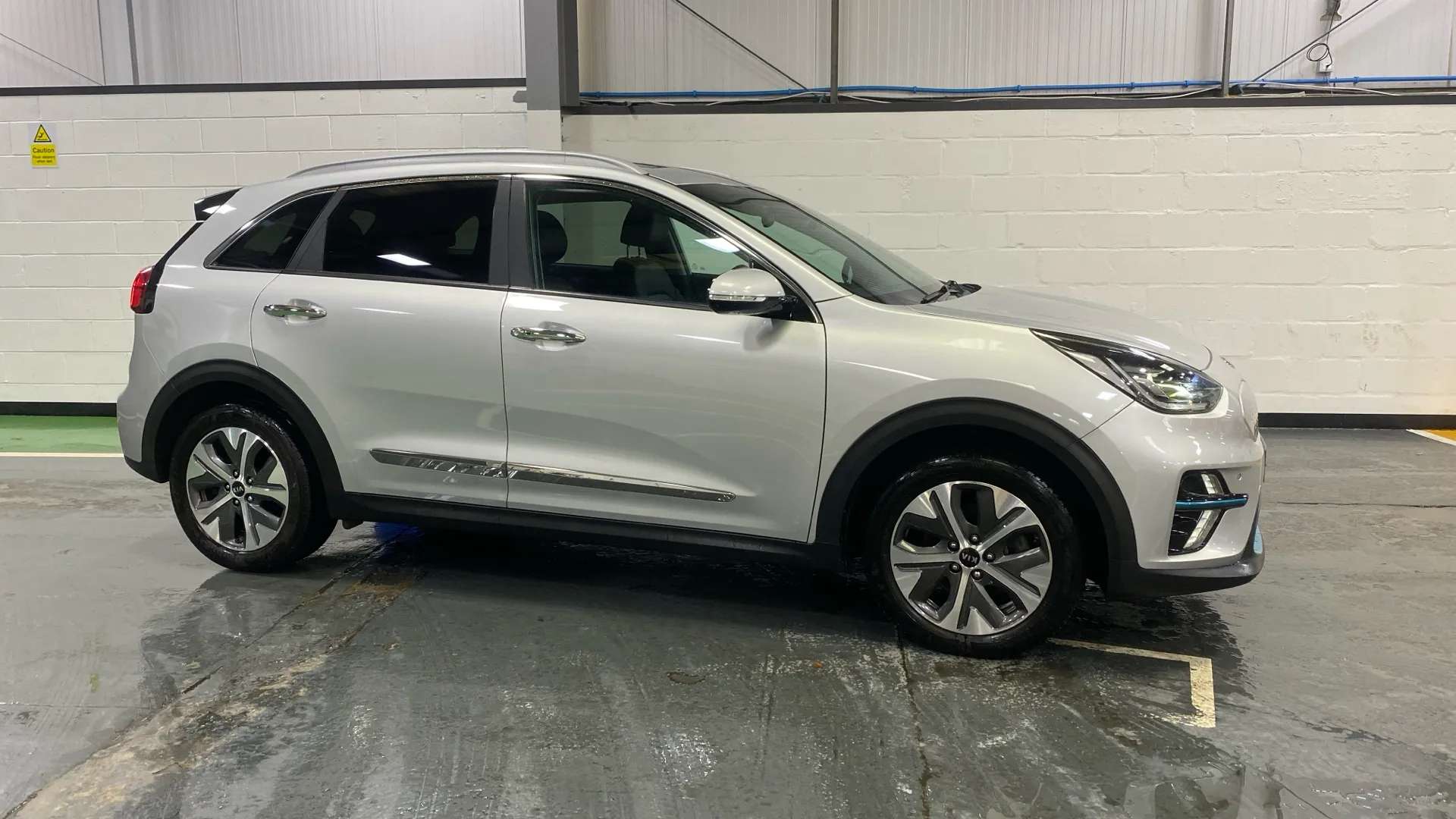 A 2021 KIA E-NIRO 150kW 4+ 64kWh Auto A 2021 KIA E-NIRO 150kW 4+ 64kWh Auto