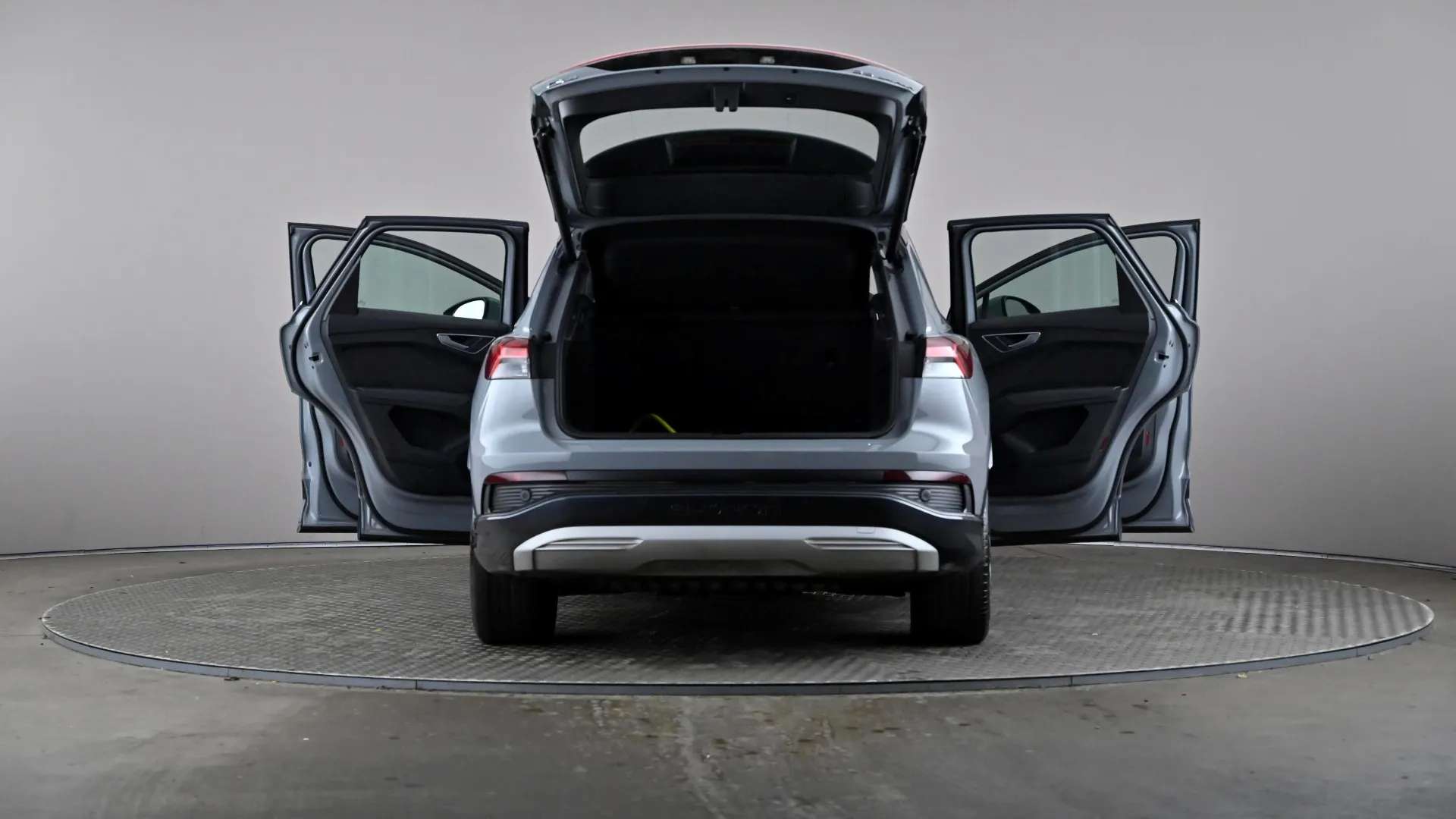 2022 AUDI Q4 2022 AUDI Q4