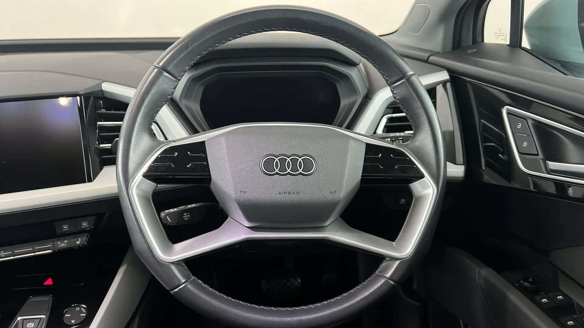2022 AUDI Q4 2022 AUDI Q4