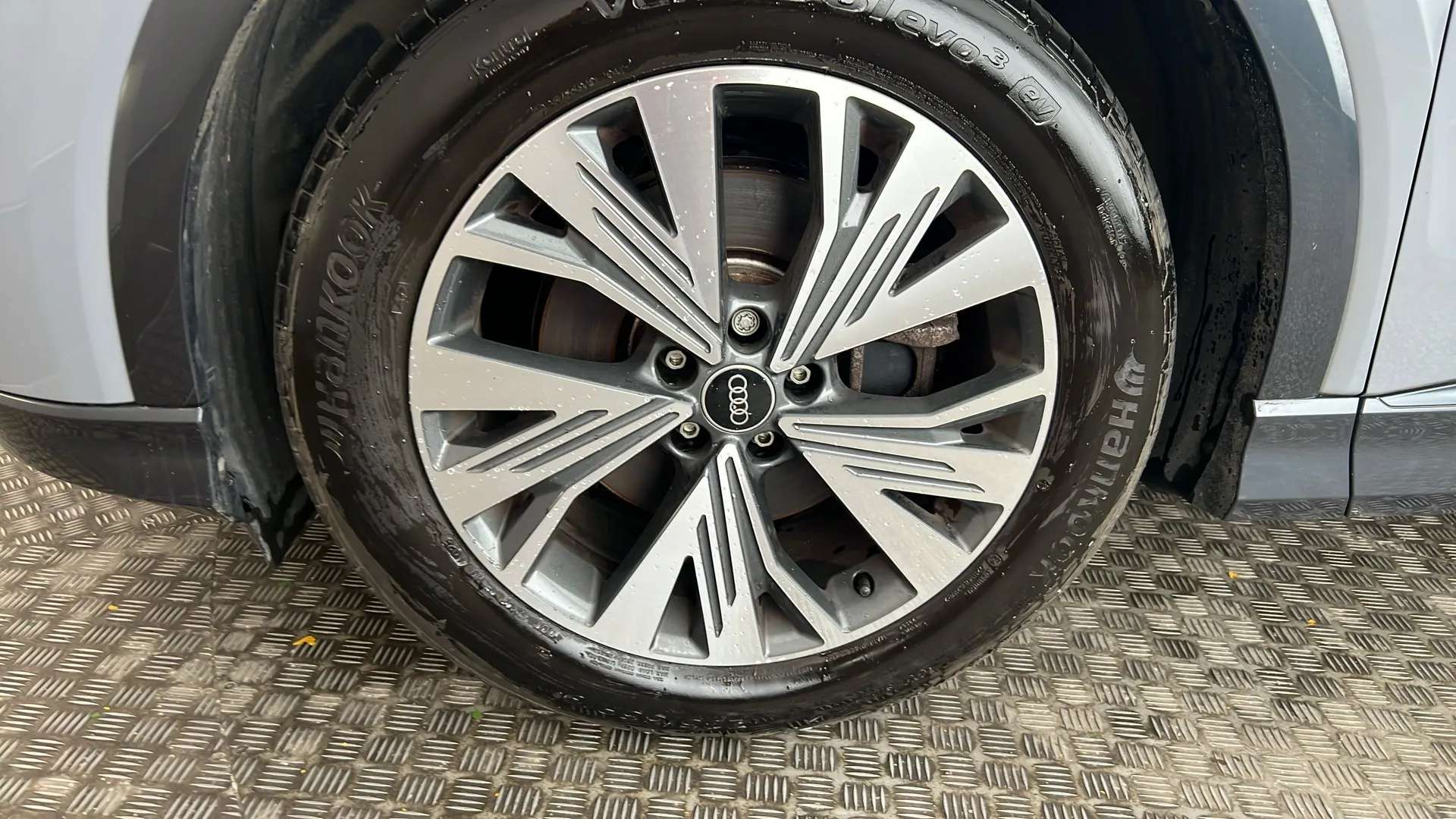 2022 AUDI Q4 2022 AUDI Q4