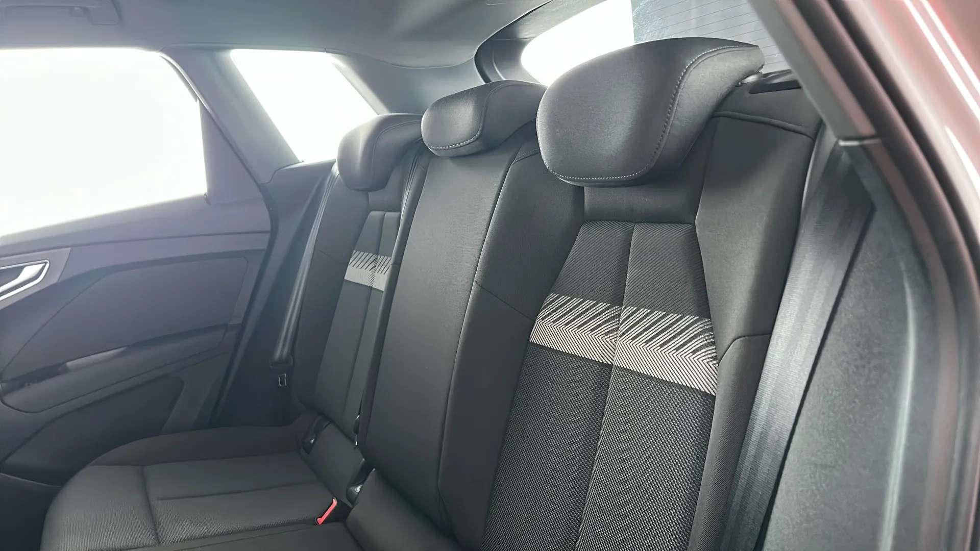 2023 AUDI Q4 2023 AUDI Q4