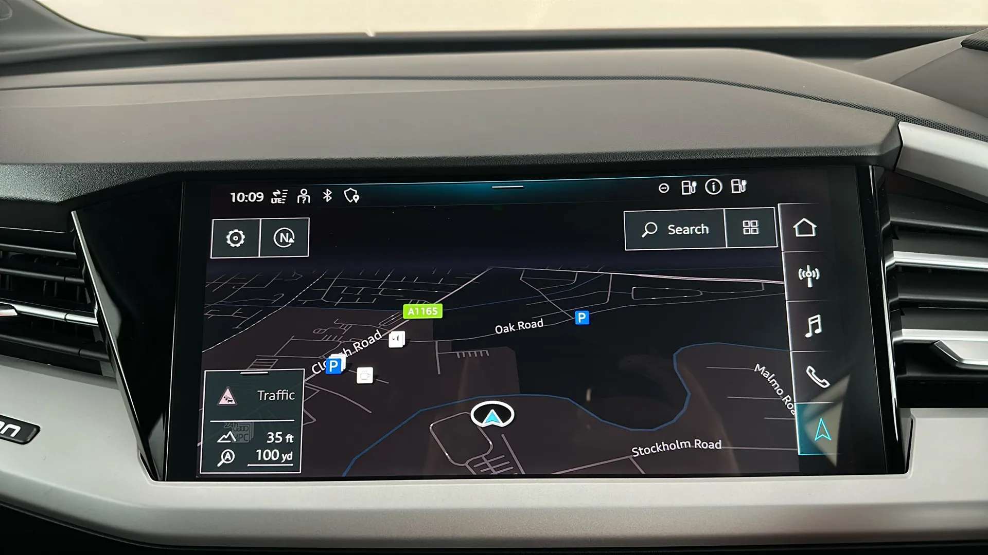 2023 AUDI Q4 2023 AUDI Q4
