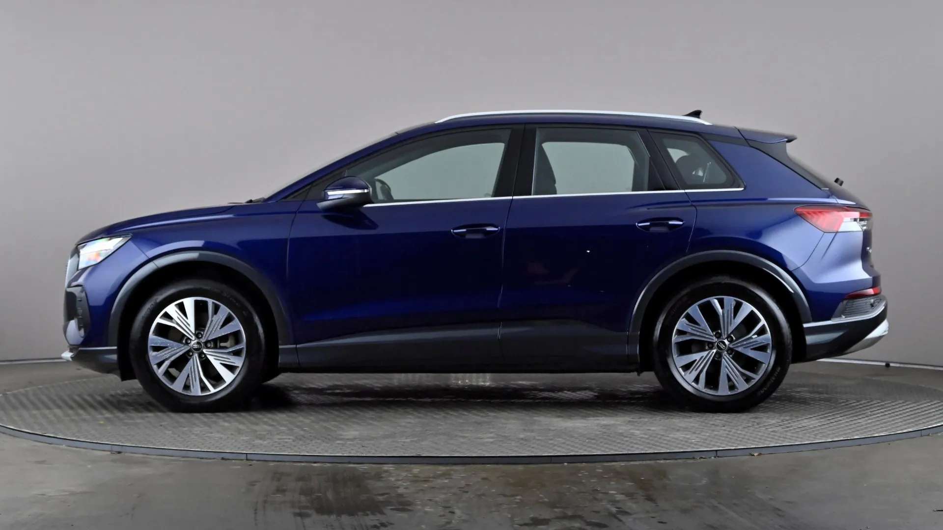 A 2022 AUDI Q4 150kW 40 82kWh Sport Auto A 2022 AUDI Q4 150kW 40 82kWh Sport Auto