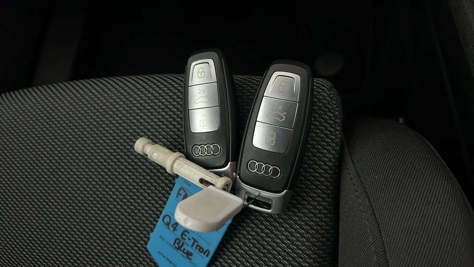 2022 AUDI Q4 2022 AUDI Q4